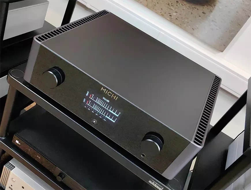 Integrated amplifier Michi X3 Series 2