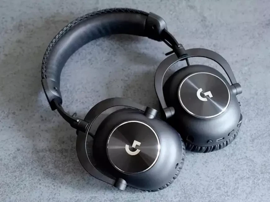 8 great full-size wireless headphones you should consider 11 Image