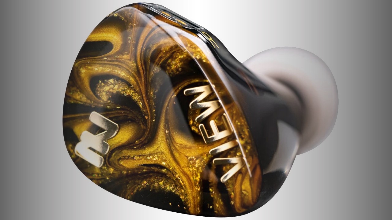 Looking for headphones that fit the way you listen? We Recommend 9 INTUAURA Luster