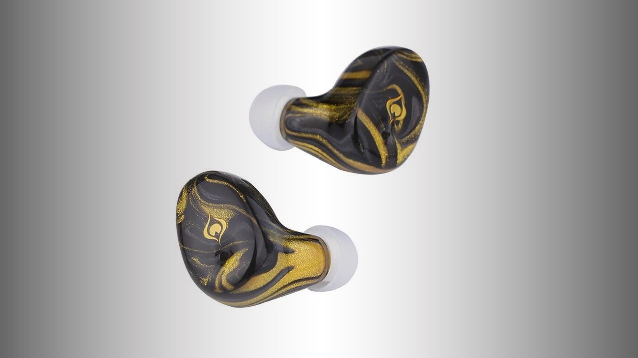 Looking for headphones that fit the way you listen? We Recommend 12 Peacock Flight