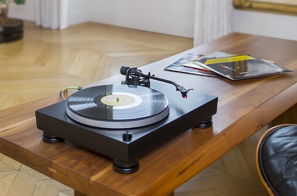 Audio-Technica AT-LP5 4.jpg Audio-Technica AT-LP5 4.jpg