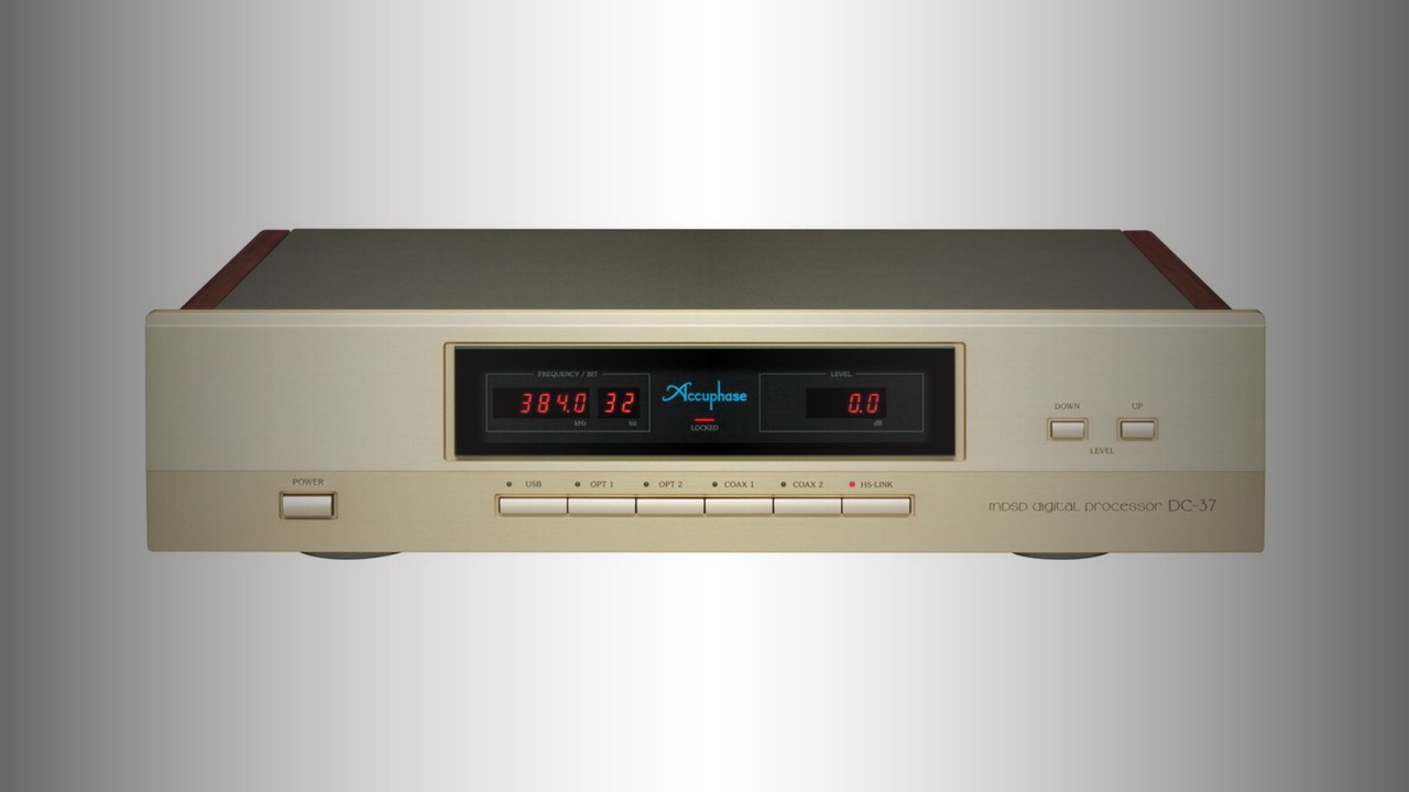 Stereocheck Picks: Excellent DACs That Deserve a Second Look 10 Accuphase DC-37