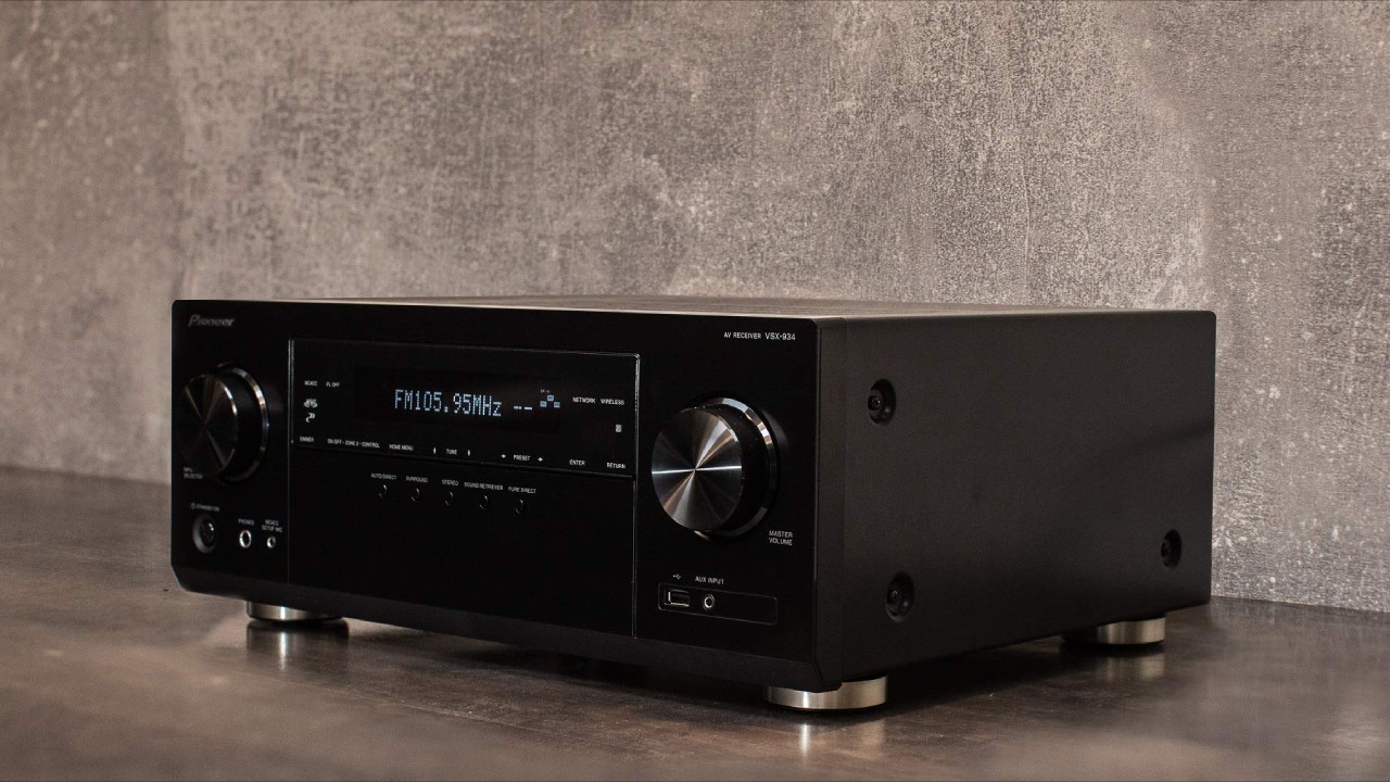 Stereocheck Picks: Stereocheck Picks for Home Cinema Components 13 Pioneer VSX-934: Next-Gen AV Receiver with Advanced Network Features and Virtual Height Sound