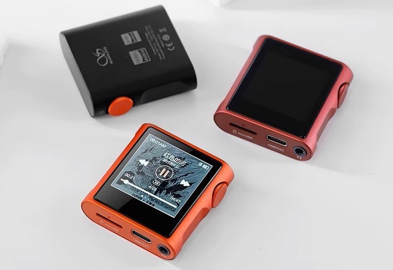 Small in size, big in performance, the M0 Pura redefines what portable hi-fi can be.